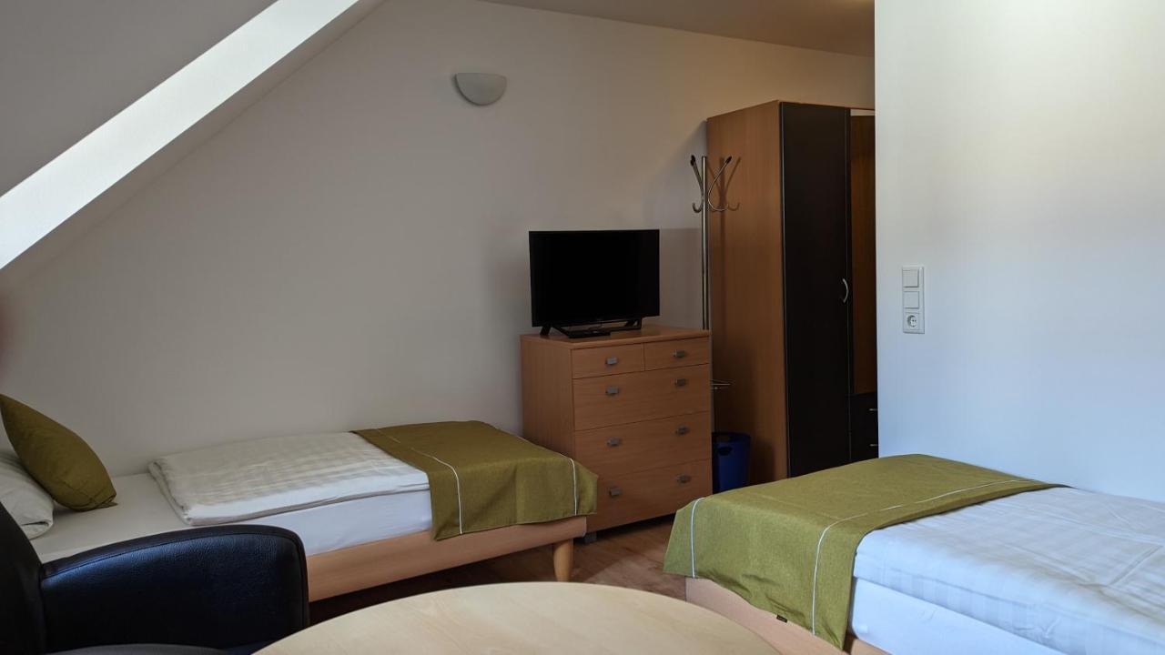 Gasthof Zum Lehnerwirt Breitenbrunn  Dış mekan fotoğraf